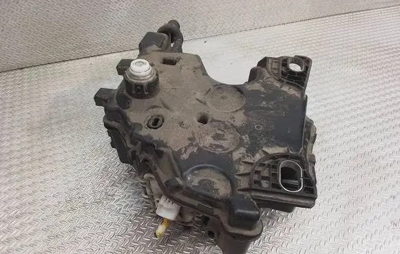 Toyota Proace AdBlue liquid reservoir 9817154080