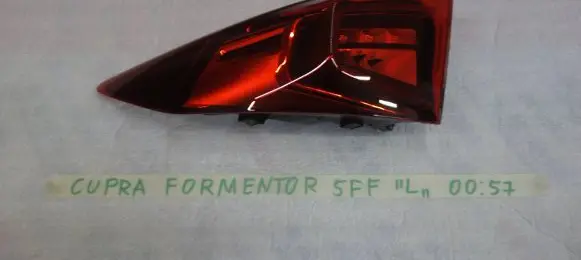Cupra Formentor Rear/tail lights 5FF945207C 5EE945207C