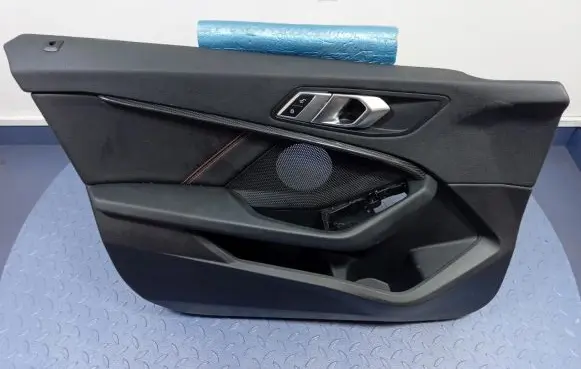BMW 1 F40 Door card panel trim set F011234