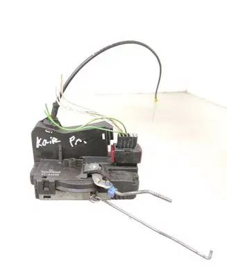 Opel Vivaro Front door lock 91166230 8200008260 91166305