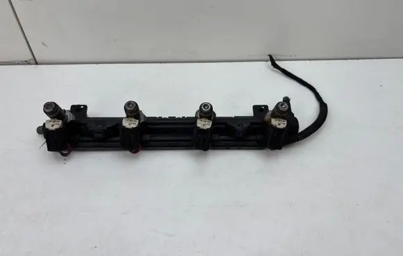 Volkswagen Golf VI Fuel injectors set 036031AN 036971824D