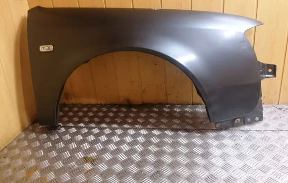 Audi A6 S6 C5 4B Fender 4D4102AR