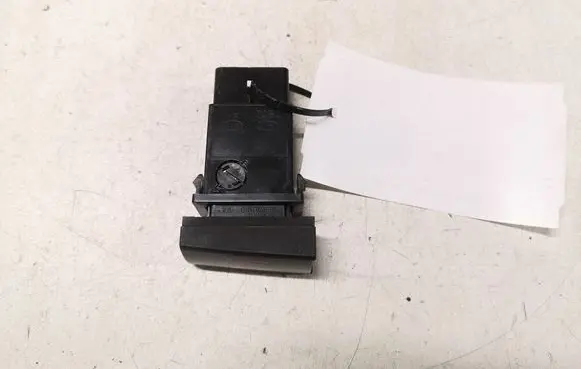 Hyundai Santa Fe Hazard light switch 70112Y 864W0140