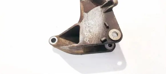 Fiat Croma Engine mounting bracket