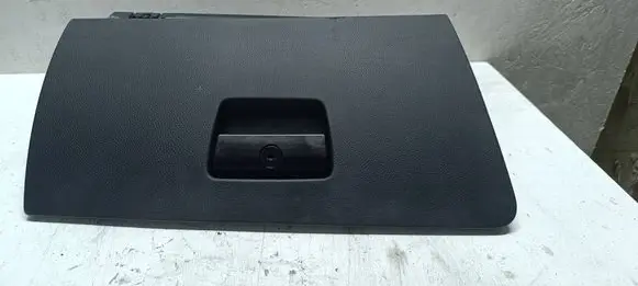 BMW 3 E90 E91 Glove box 7075477 3456789012 15489