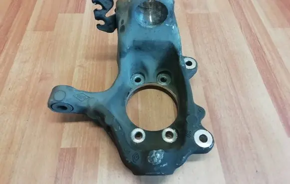 Renault Espace V (RFC) Front wheel hub 400155099R
