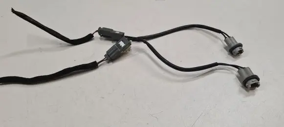 KIA Carens I Number plate light