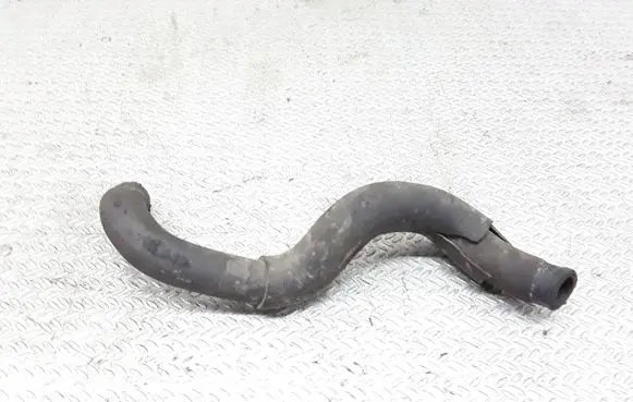 Subaru Legacy Engine coolant pipe/hose