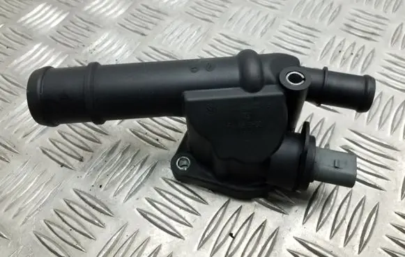 Audi A3 S3 A3 Sportback 8P Engine coolant pipe/hose 03G121132B
