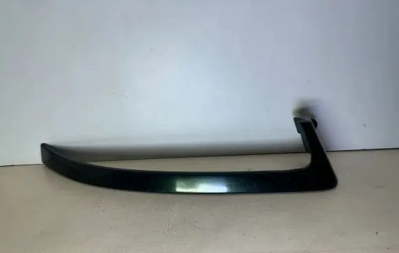 Opel Omega B1 Under headlight/headlamp trim 90460438 90491868