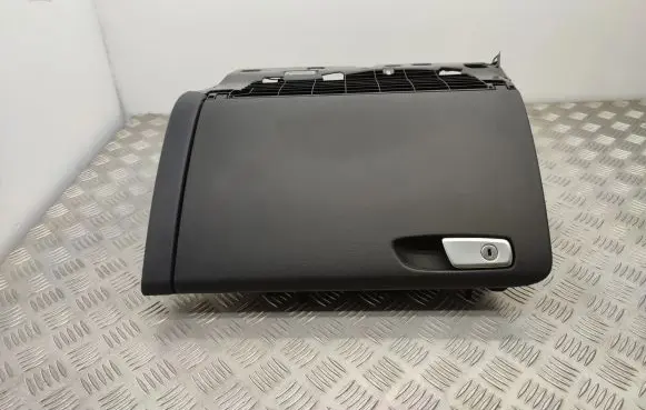 Glove box set