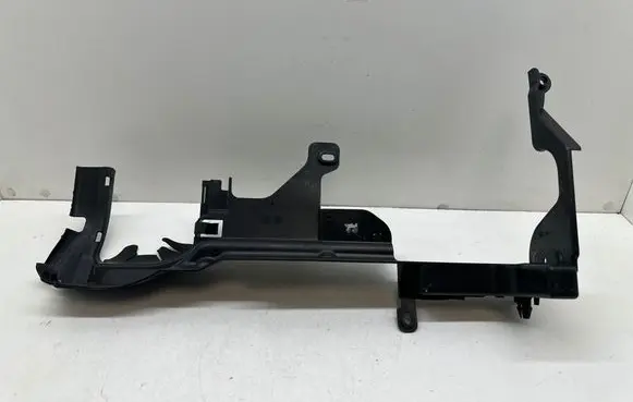 Volvo XC60 Intercooler air guide/duct channel 30764573
