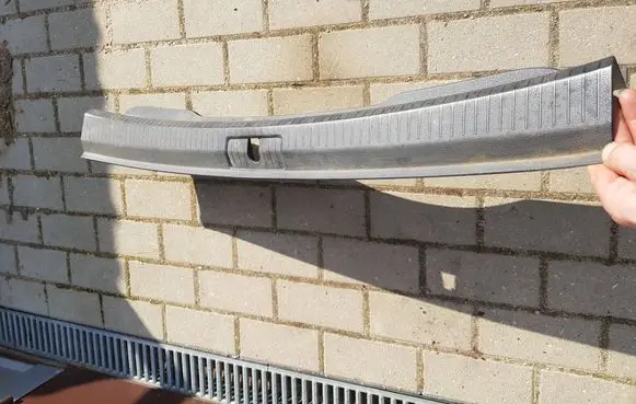 Volkswagen Golf VII Trunk/boot sill cover protection 5G9863459