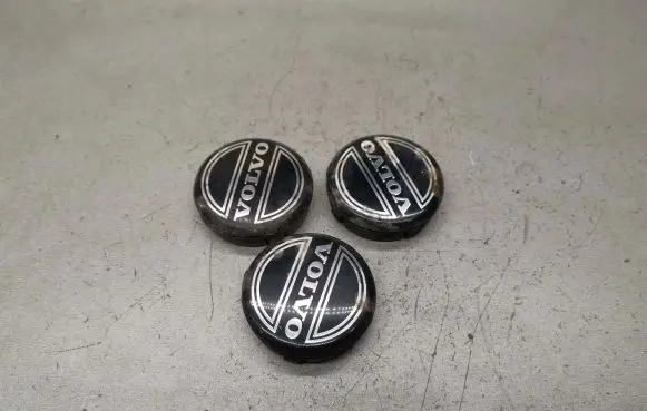 Volvo V70 Original wheel cap 3546923