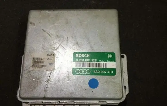 Audi A6 S6 C4 4A Engine control unit/module 0281001128 4a0907401