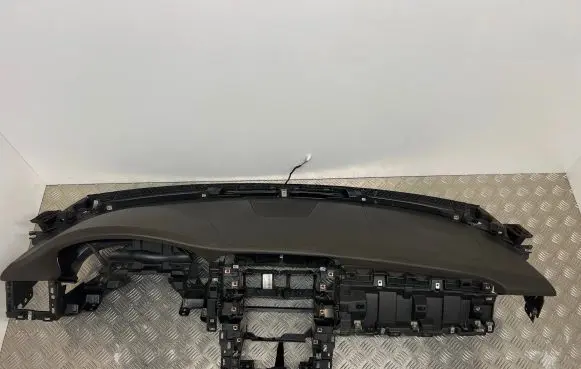 Jaguar XF X260 Dashboard