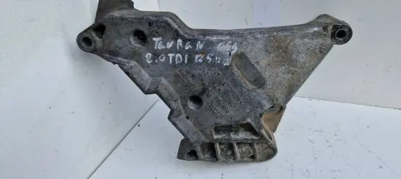 Volkswagen Touran I Engine mounting bracket 03g199207e