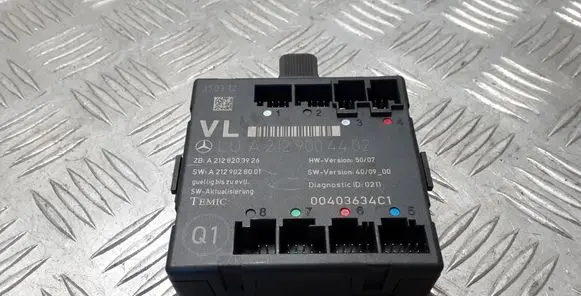 Mercedes-Benz C AMG W204 Door control unit/module A2129004402 A2128203926