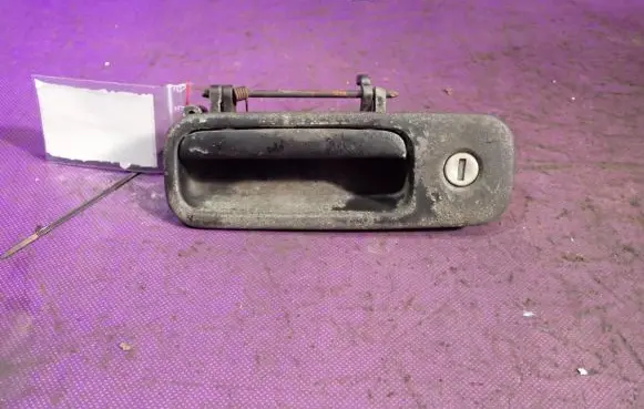 Ford Galaxy Tailgate/boot open switch button 6N0827565A