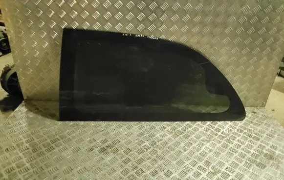 Chrysler Grand Voyager IV Rear side window