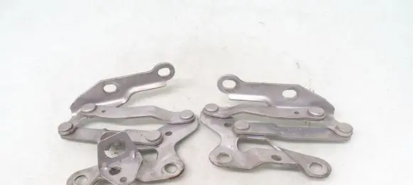 Seat Alhambra (Mk1) Engine bonnet/hood hinges 7M0823302L 95VWA16800AM 7M0823301L