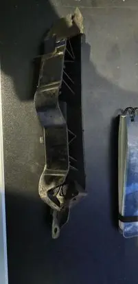 Audi A7 S7 4K8 Front bumper mounting bracket brak
