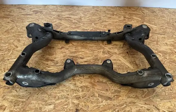 Mercedes-Benz C W204 Front subframe