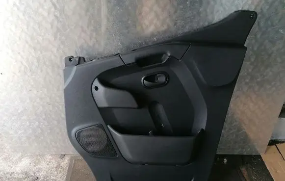 Renault Master III Front door card panel trim 809001997R 254110176R 21029
