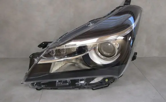 Toyota Yaris Headlight/headlamp YARIS3LIFT