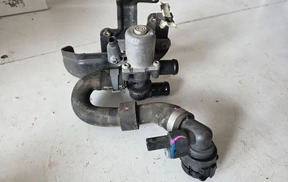 Audi Q4 Sportback e-tron Coolant heater control valve 5Q0906457C
