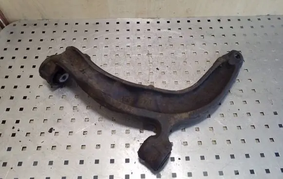 Front lower control arm/wishbone