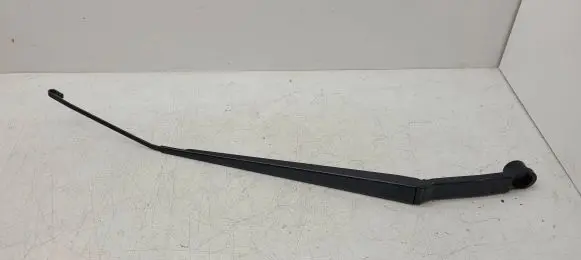 Subaru Outback (BS) Front wiper blade arm 2467 8524