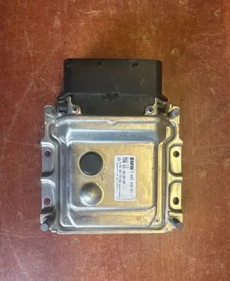 BMW X6 F16 Adblue control unit 7445434 0030000000 003000000