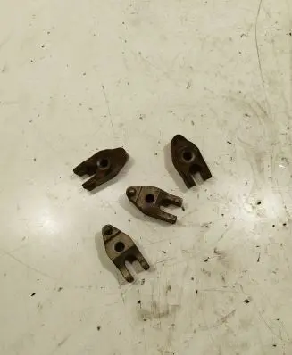 Toyota Verso-S Fuel Injector clamp holder