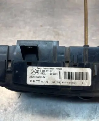 Mercedes-Benz Sprinter W906 Climate control unit A9068300485KZ