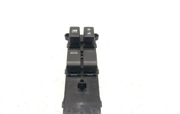 Suzuki Ignis Electric window control switch 