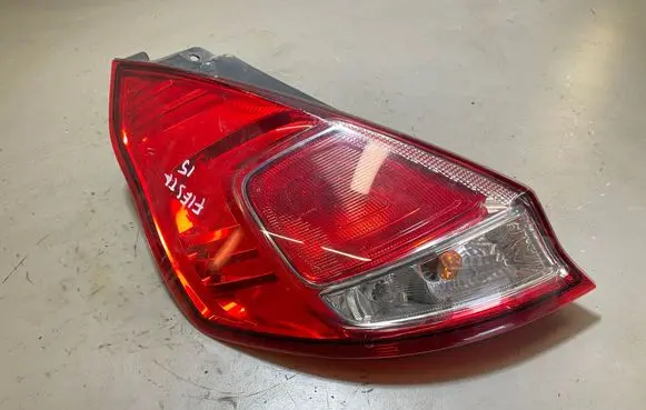 Ford Fiesta Rear/tail lights C1BB3405A