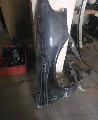 Audi A8 S8 D2 4D Fender