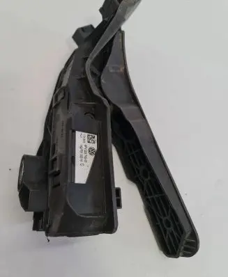 Volkswagen Golf V Accelerator throttle pedal 1K2721503M 6PV00874500