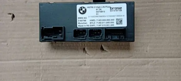 BMW X5 G05 Tailgate/trunk control unit/module 5a74b10