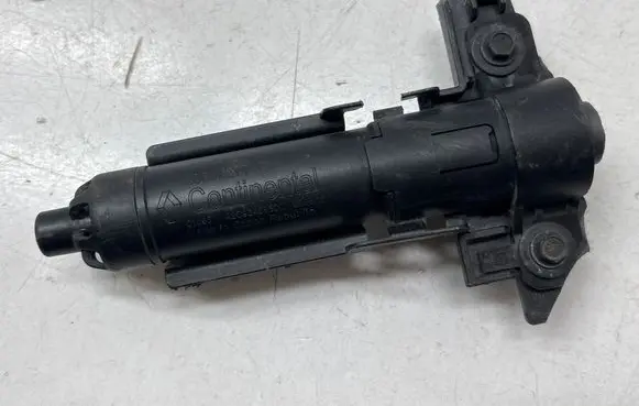 Renault Kadjar Headlight washer spray nozzle 286420771R A2C92458300