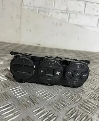 Volkswagen Golf IV Climate control unit 69262205