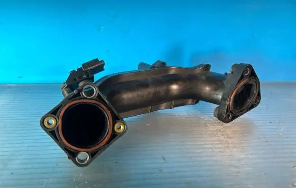 Ford Fiesta Air intake hose/pipe 9674951680