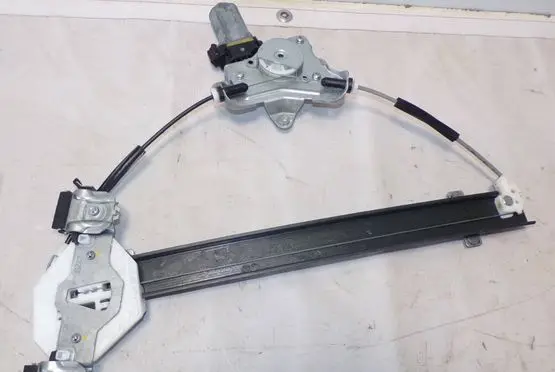 SsangYong Korando Front door electric window regulator 98820-CZ010