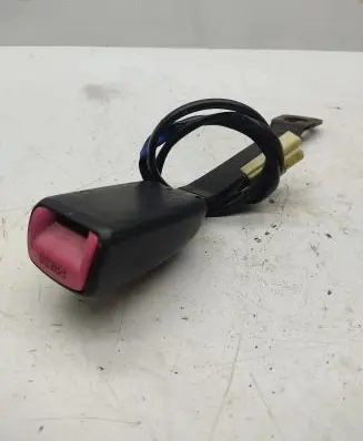 Subaru Outback Front seatbelt buckle E034501