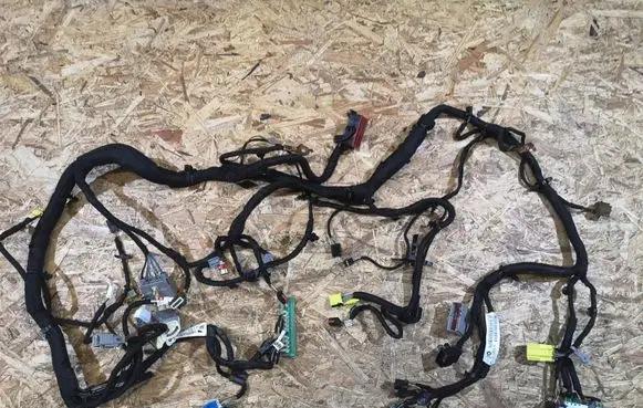 Dodge Challenger Panel wiring P68225878AD