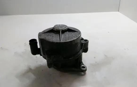 Renault Scenic II - Grand scenic II Vacuum pump D163322946