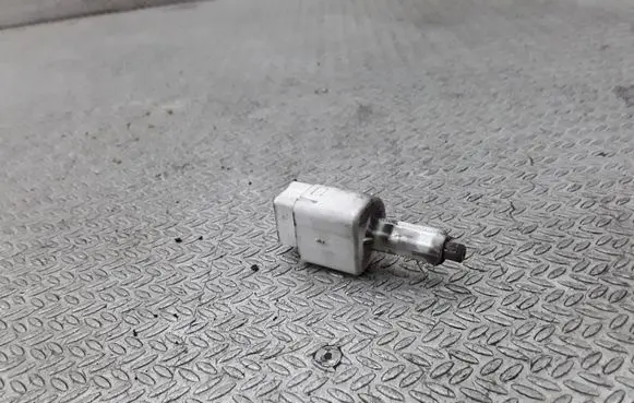 Toyota Corolla Verso E121 Brake pedal sensor switch