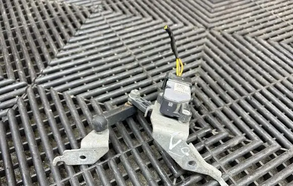 Volvo XC90 Headlight/headlamp level sensor 31406563