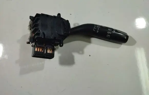 Mazda Premacy Wiper control stalk 17B122L